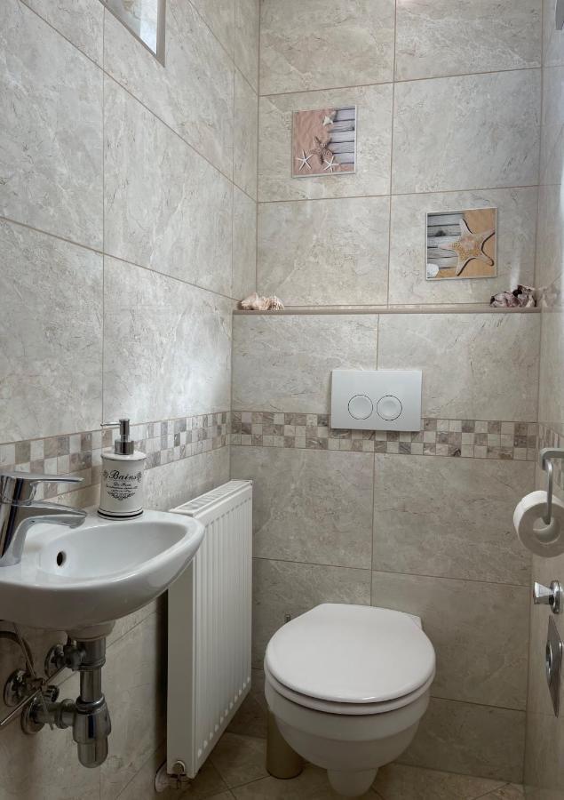 Piano Balaton Apartment Zamardi Bagian luar foto